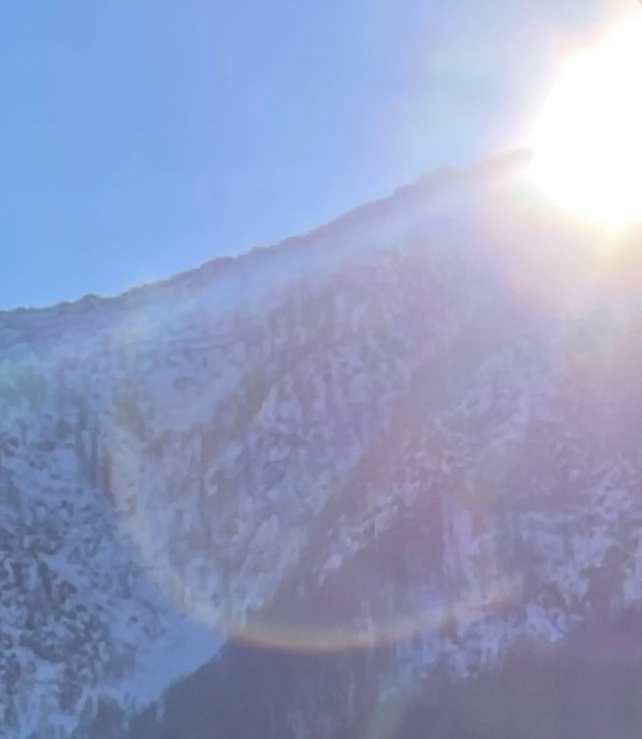 Mehr über den Artikel erfahren Die ersten Sonnenstrahlen…