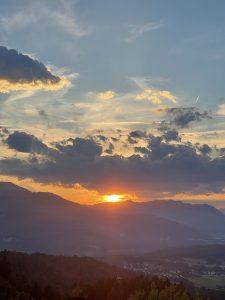 Mehr über den Artikel erfahren Die Unsichtbare Last: Die Herausforderung von Angehörigen psychisch kranker Menschen