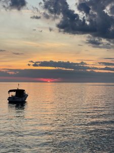 Mehr über den Artikel erfahren Mini-Pausen – Wie kurze Unterbrechungen unseren Alltag positiv verändern